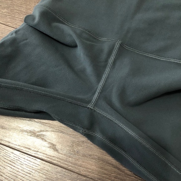 🍋 Lululemon MELANITE Align crop 21” Sz. 2 - Picture 7 of 9